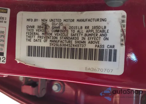 2005 Pontiac Vibe z USA, uszkodzony, nr VIN 5Y2SL63845Z449737